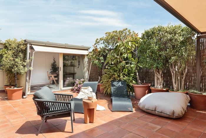 Listing photo thumbnail