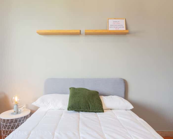 Listing photo thumbnail