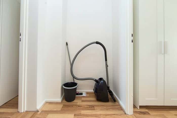 Listing photo thumbnail