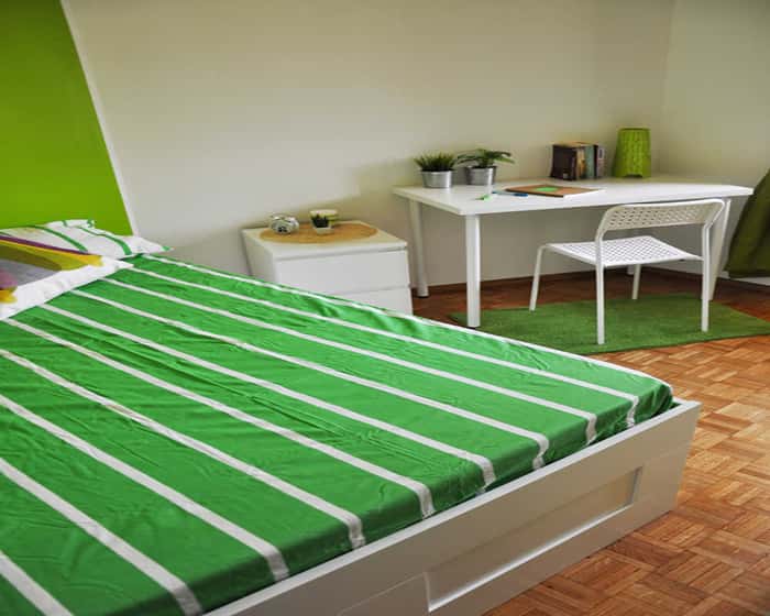 Listing photo thumbnail