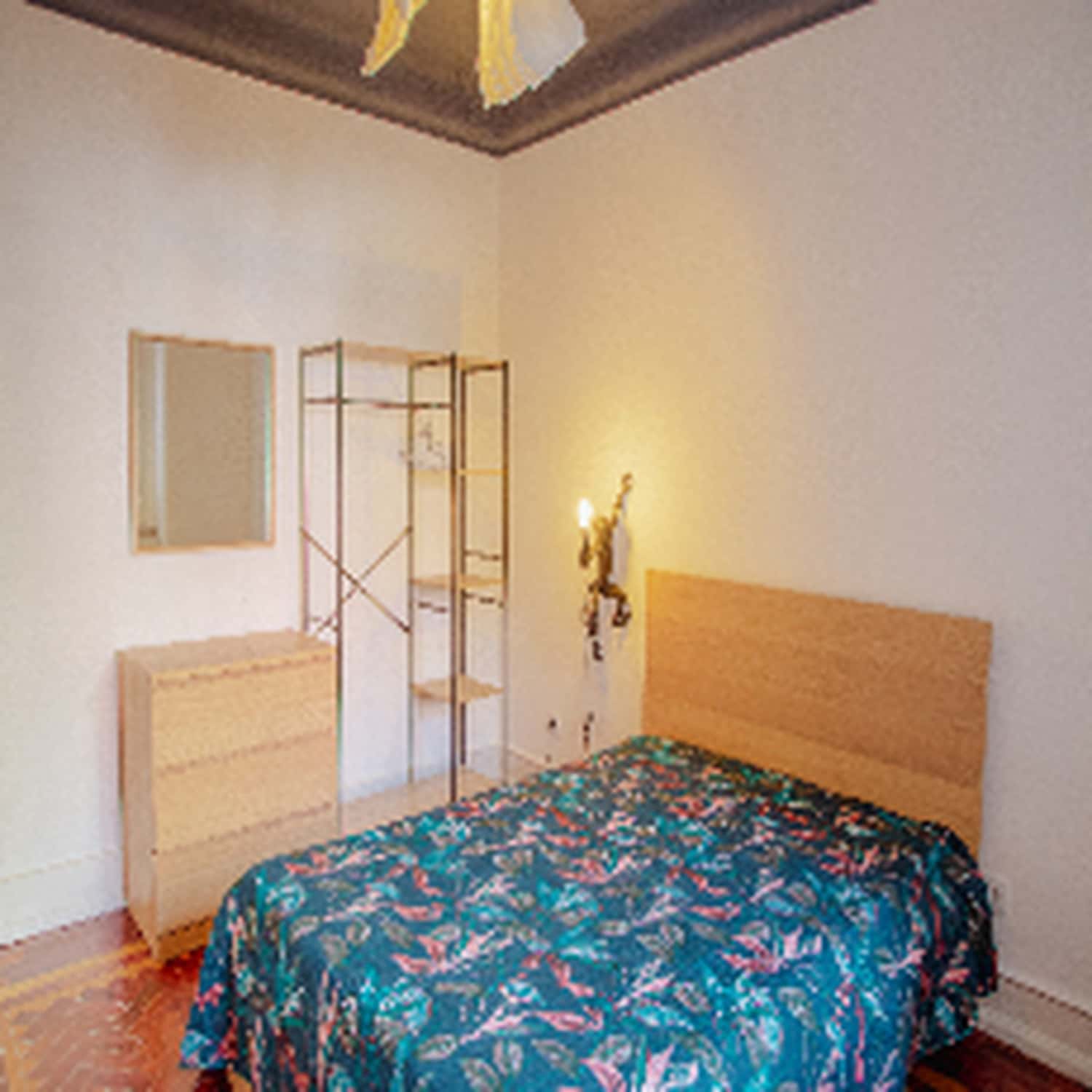 Room 4 - 29. Guerra Junqueiro14 2D