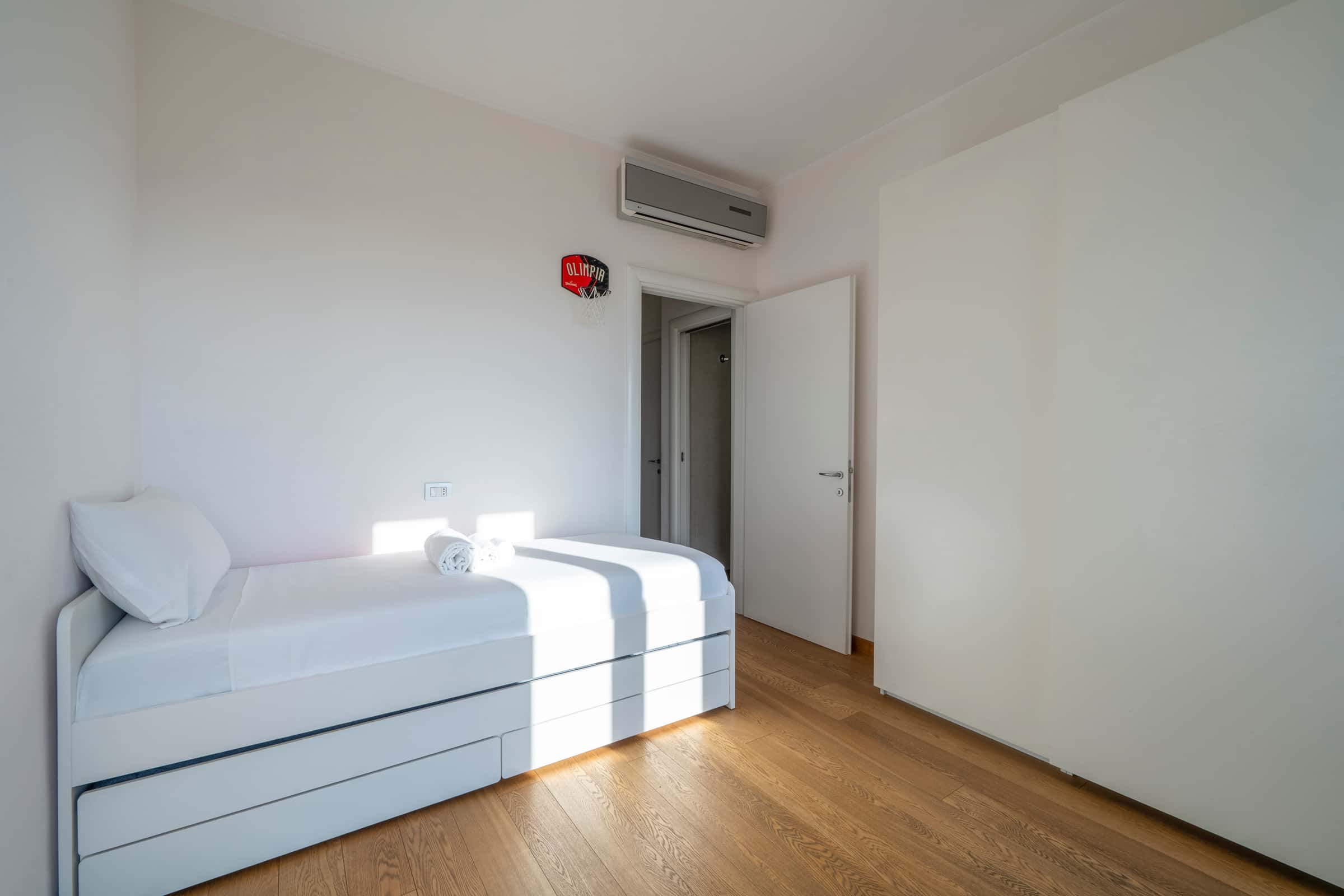 Apartment Milan, 2 beds — photo 25