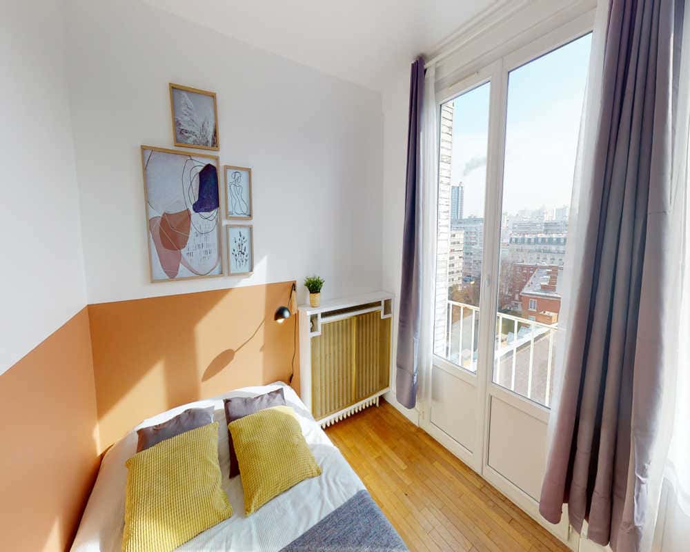 Chambre dans le rue de Cronstadt