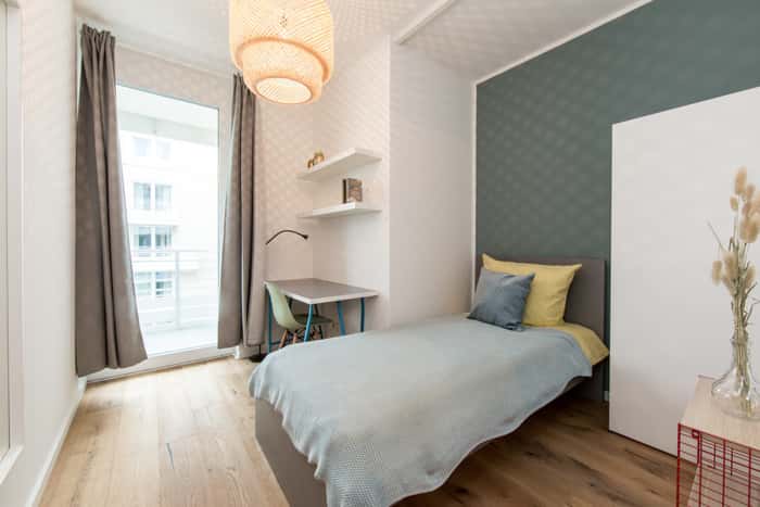 Listing photo thumbnail