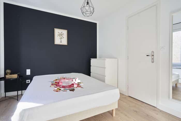 Listing photo thumbnail