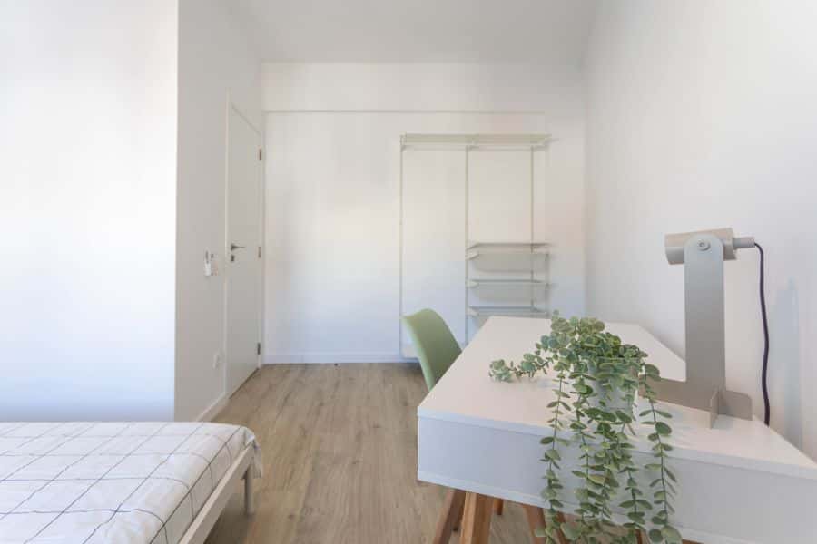 Habitación en piso de 4 habitaciones en L'olivereta