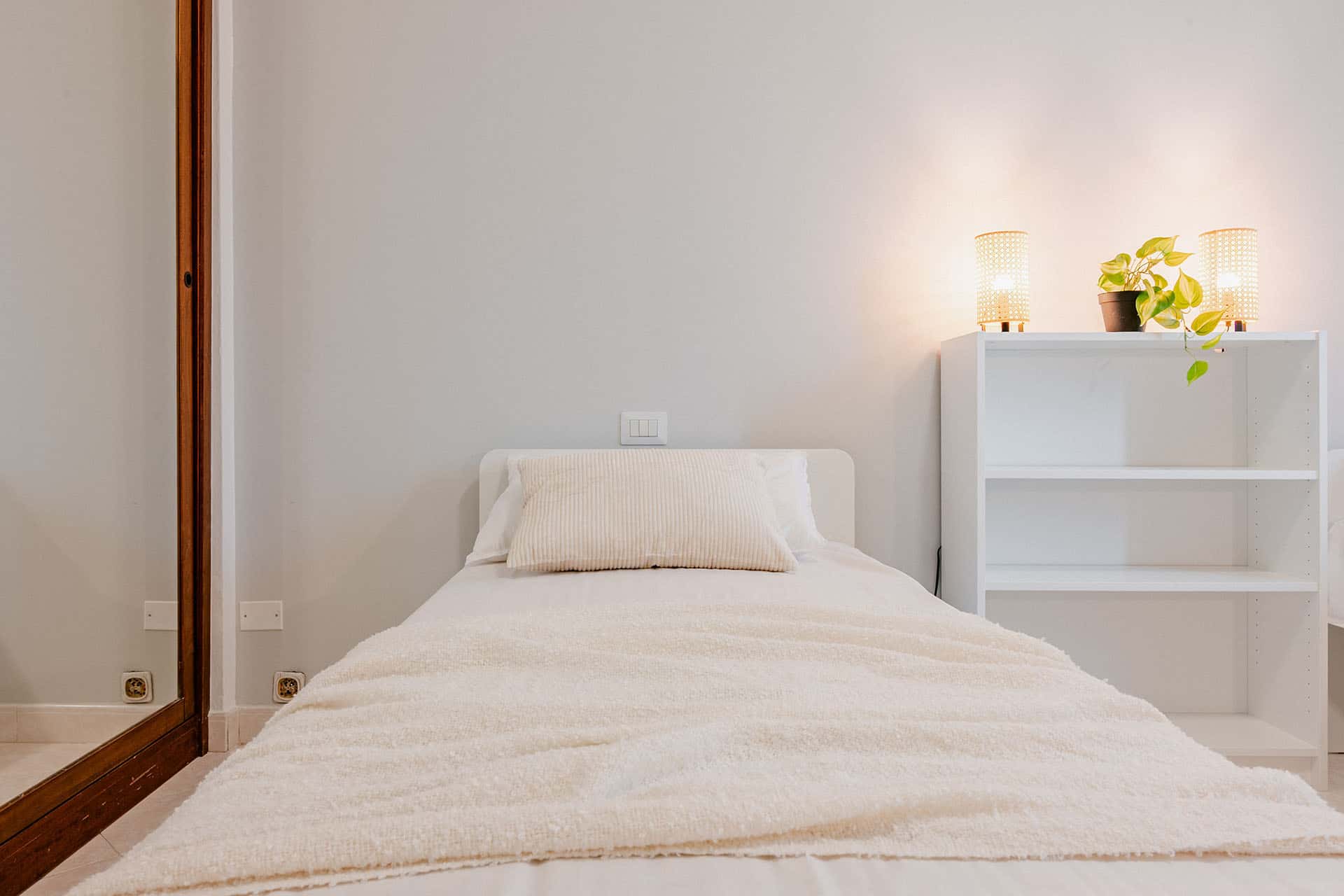 via assietta 9 sc. g  shared room d2 - bed a