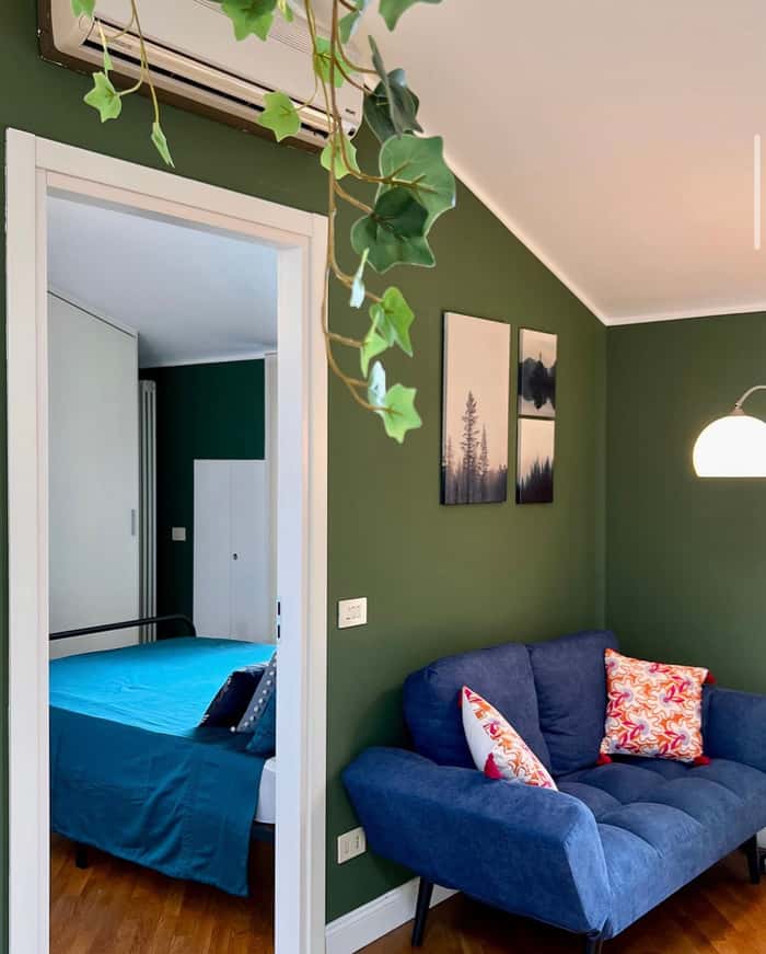 Listing photo thumbnail