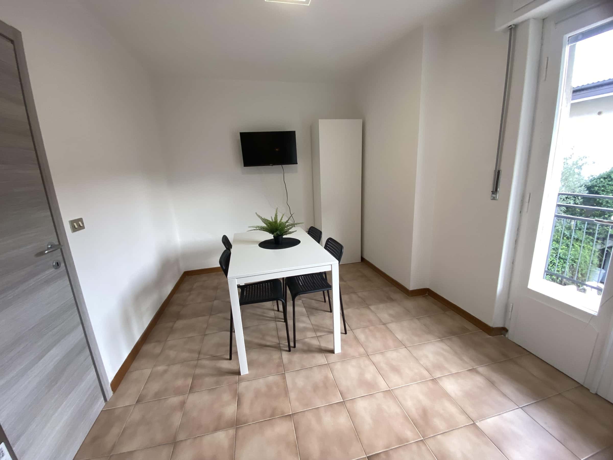 VIA MONTE MAGGIO 18 - Stanza 77