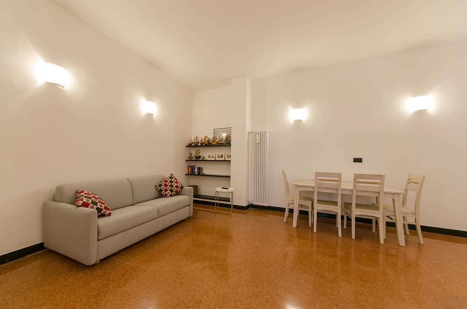 Appartement dans Piazza dell'Agnello, Genova pour 90 m² avec 2 chambres