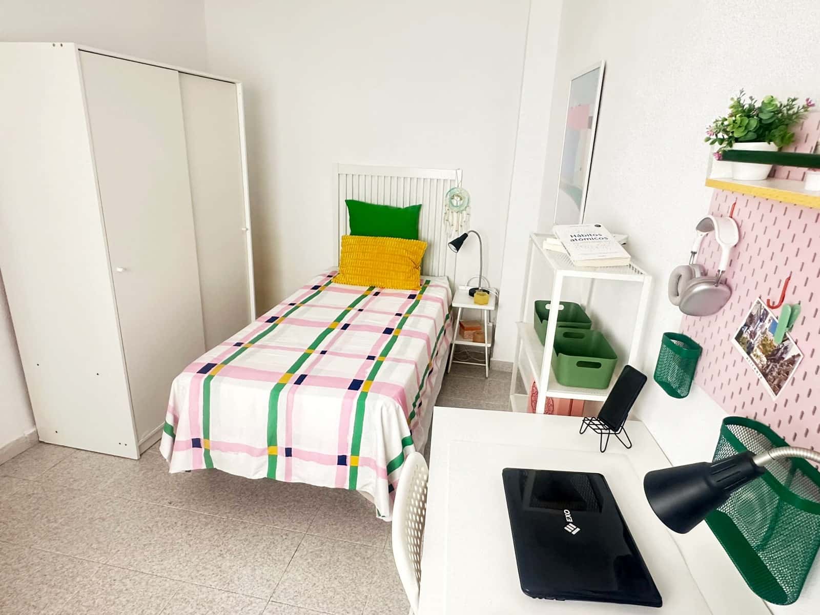 Habitación en Carrer Garbinet, Alicante