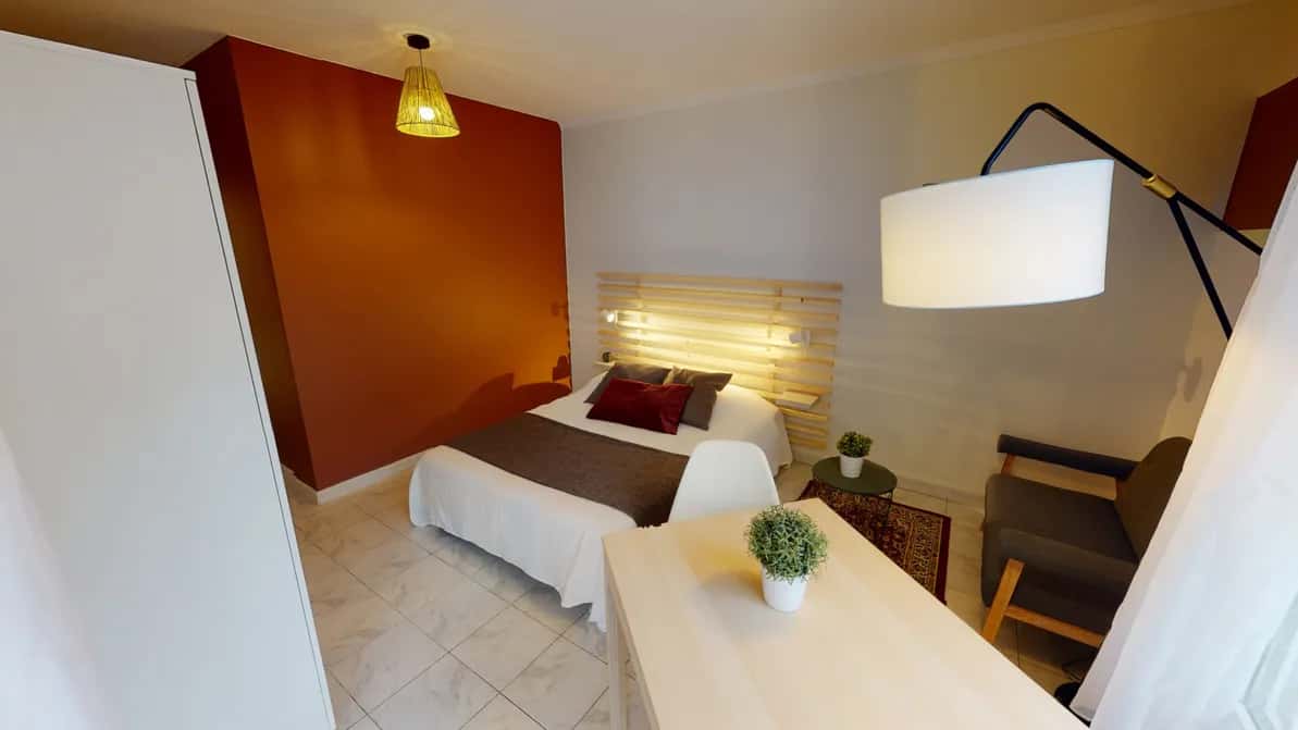 Quarto em Rue Roposte, Lyon para 74 m² com 3 quartos