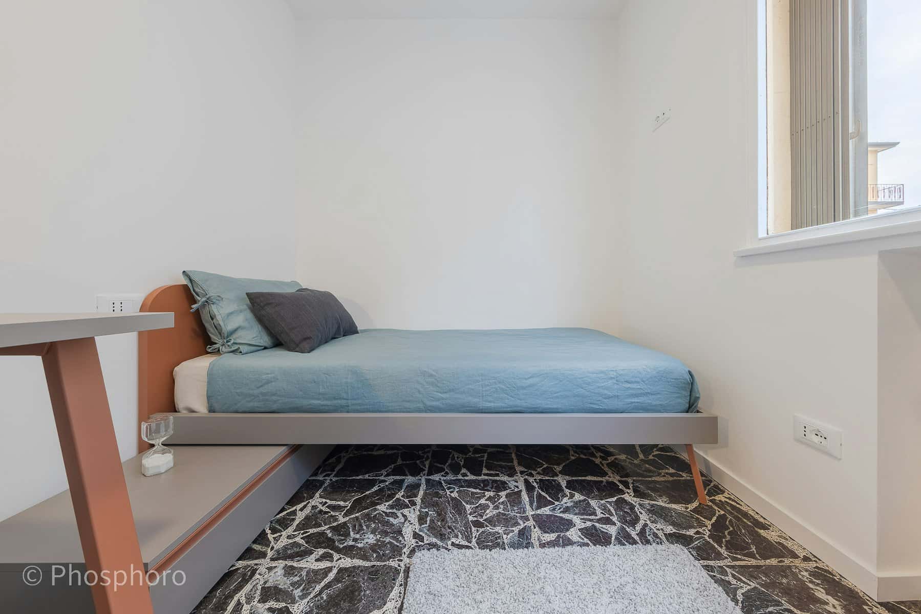 Room in Via Leonardo Emo Capodilista, Padova for 110 m² with 7 bedrooms