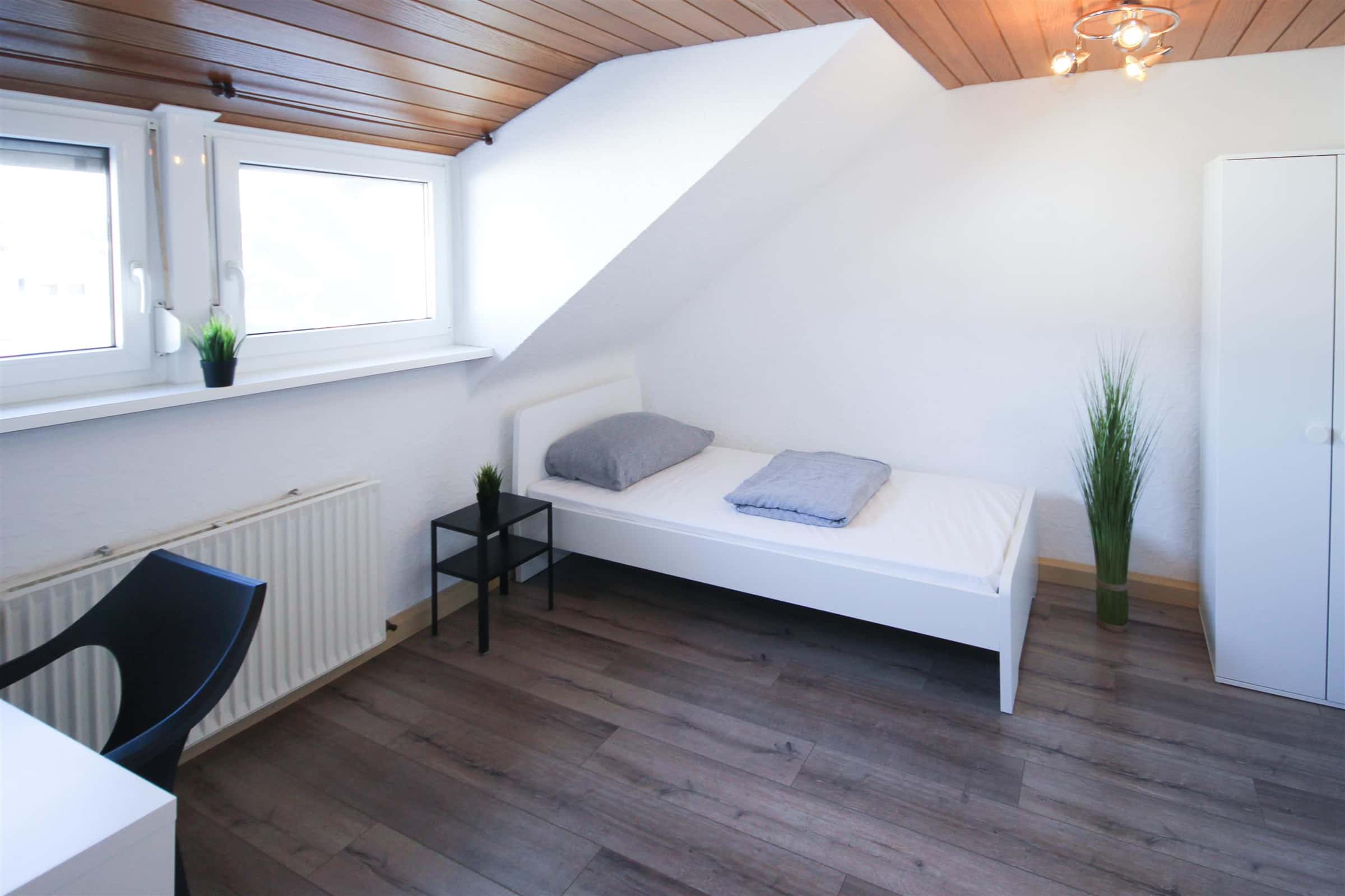 Habitación en Taubenheimstraße, Stuttgart para 55 m² con 3 dormitorios