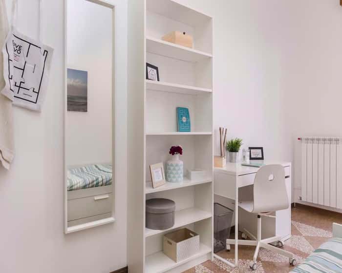 Listing photo thumbnail