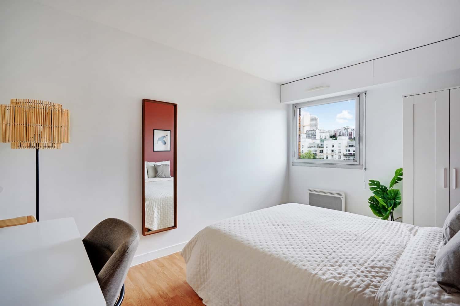 Move into this peaceful 12 m² room
