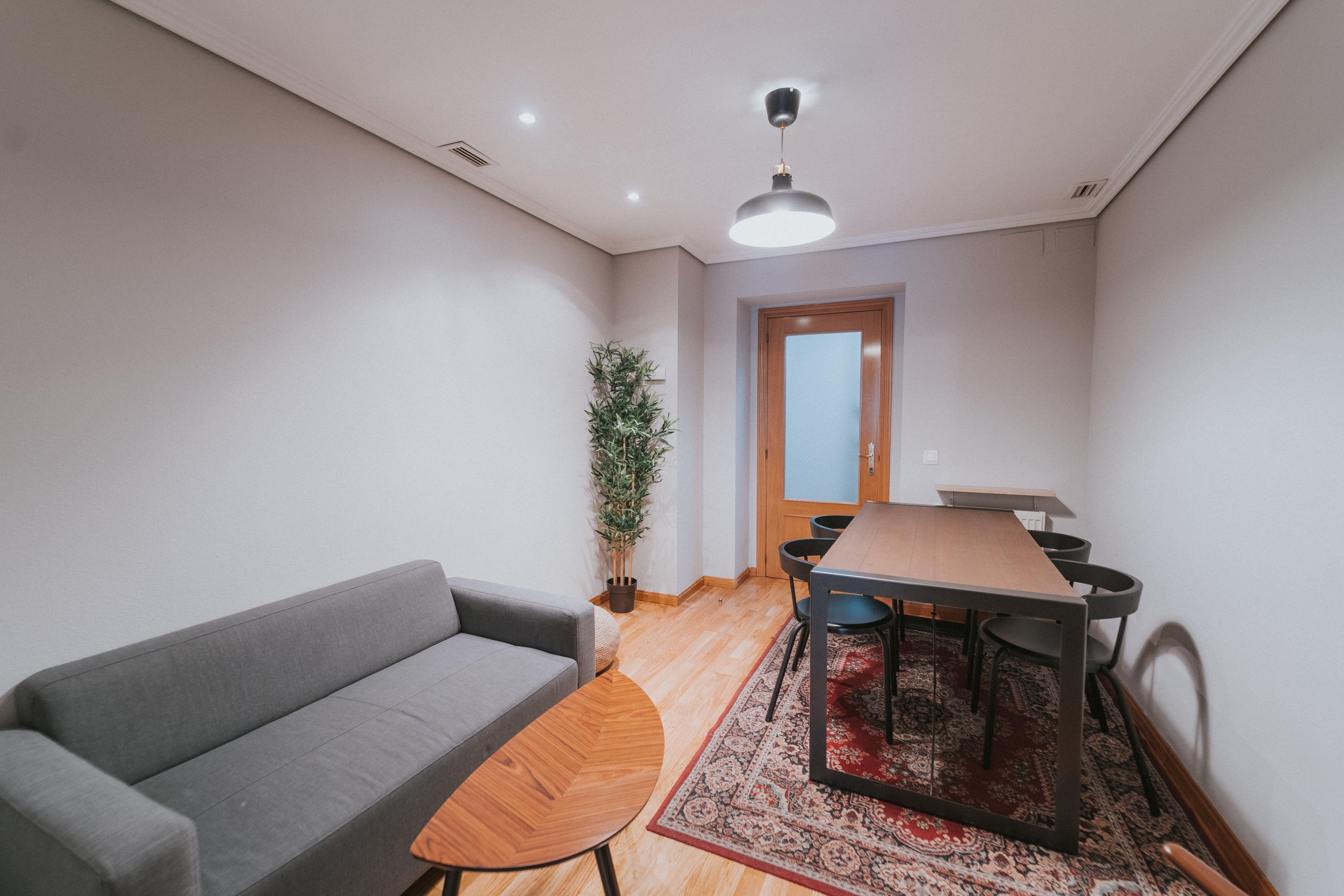 Habitación individual en Via Calle Mayor 82