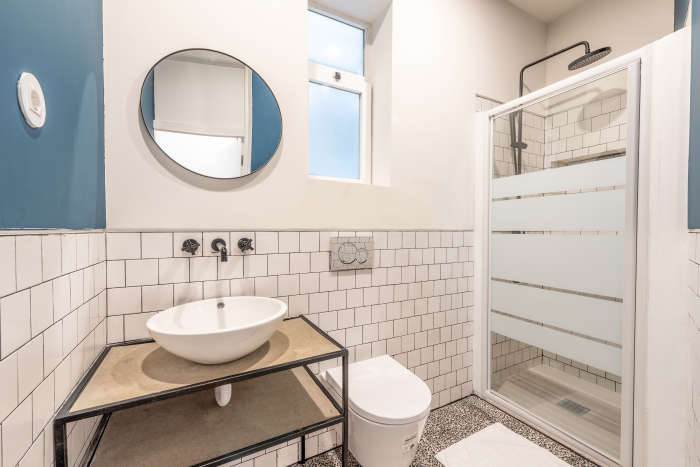 Listing photo thumbnail