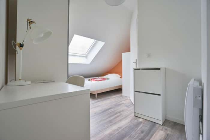 Listing photo thumbnail