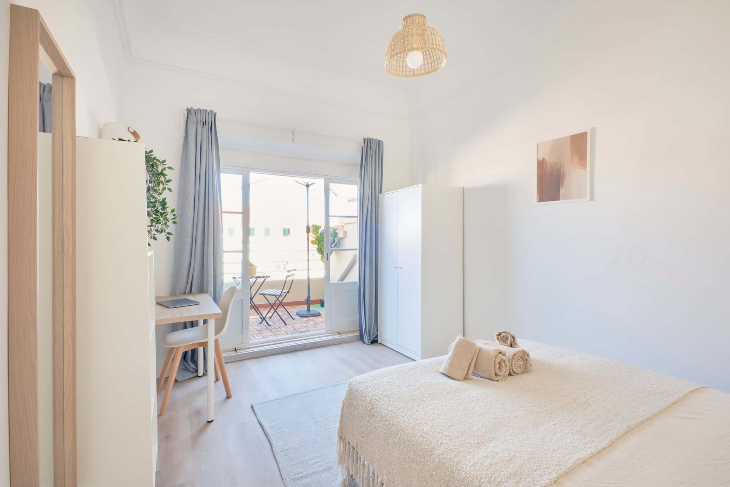 Furnished Room in Lisbon - Room 3