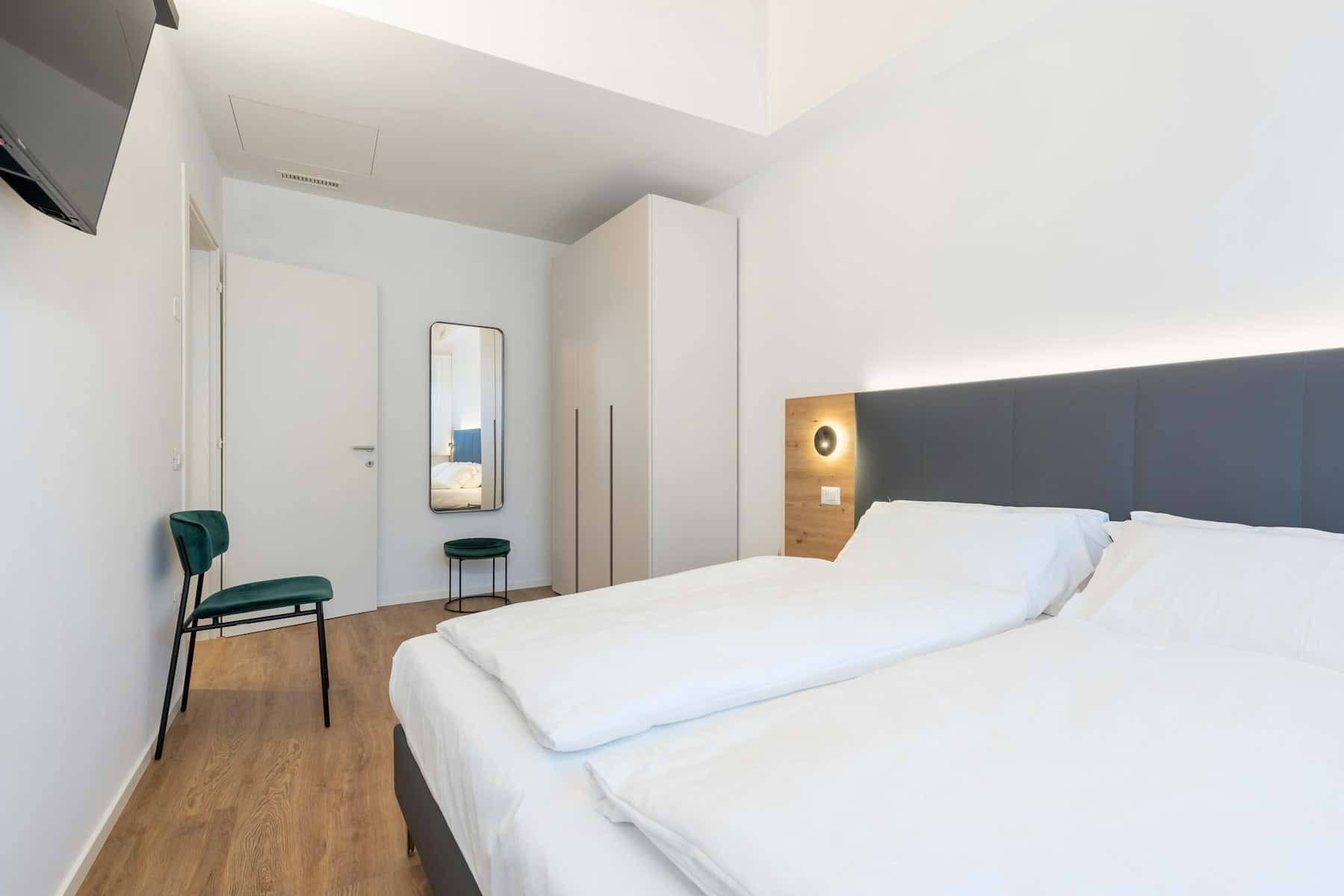 Room in Via San Giovanni, Trento for 78 m² with 2 bedrooms