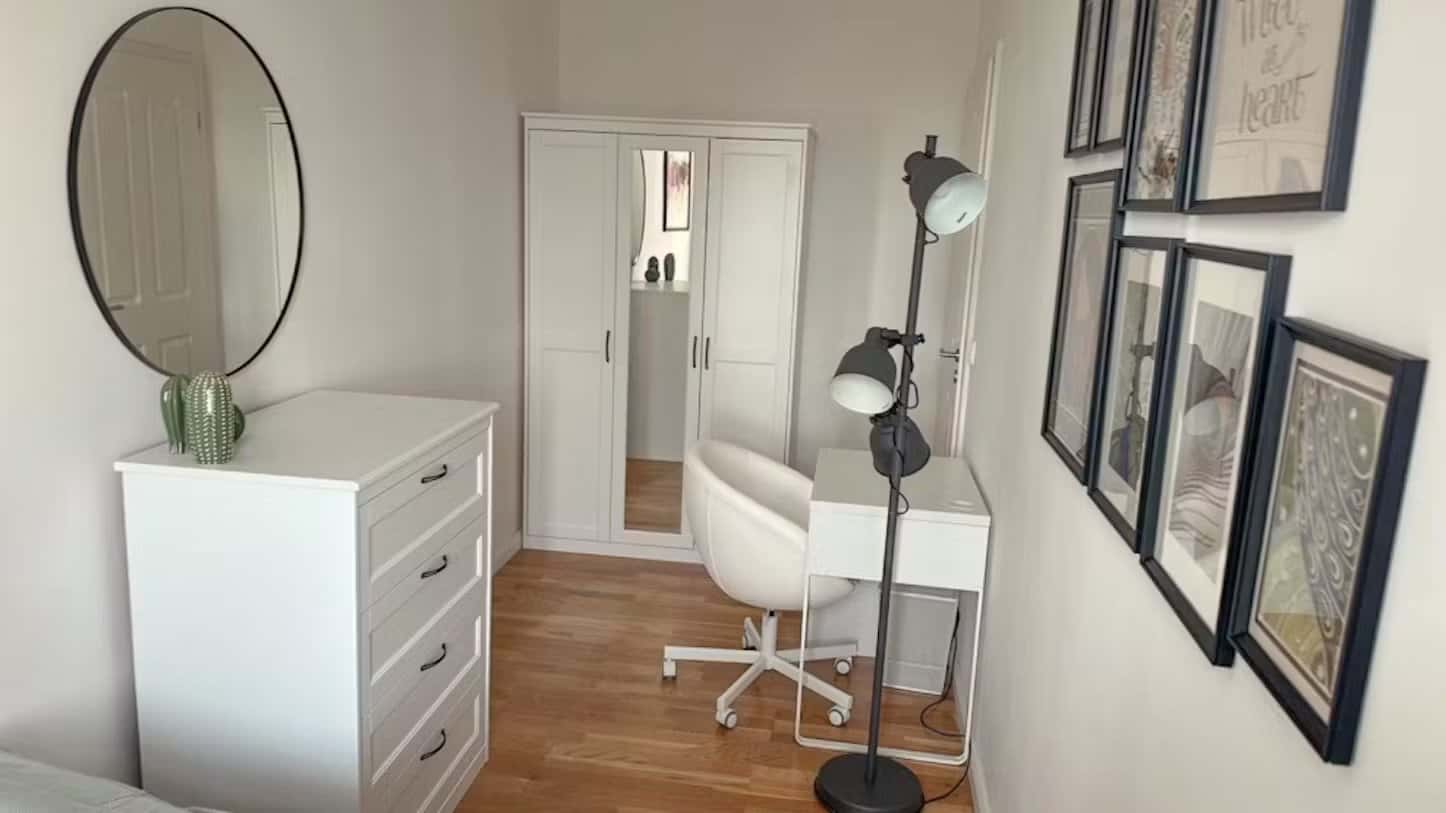 Revaler Straße 4th Floor - Small Room 1