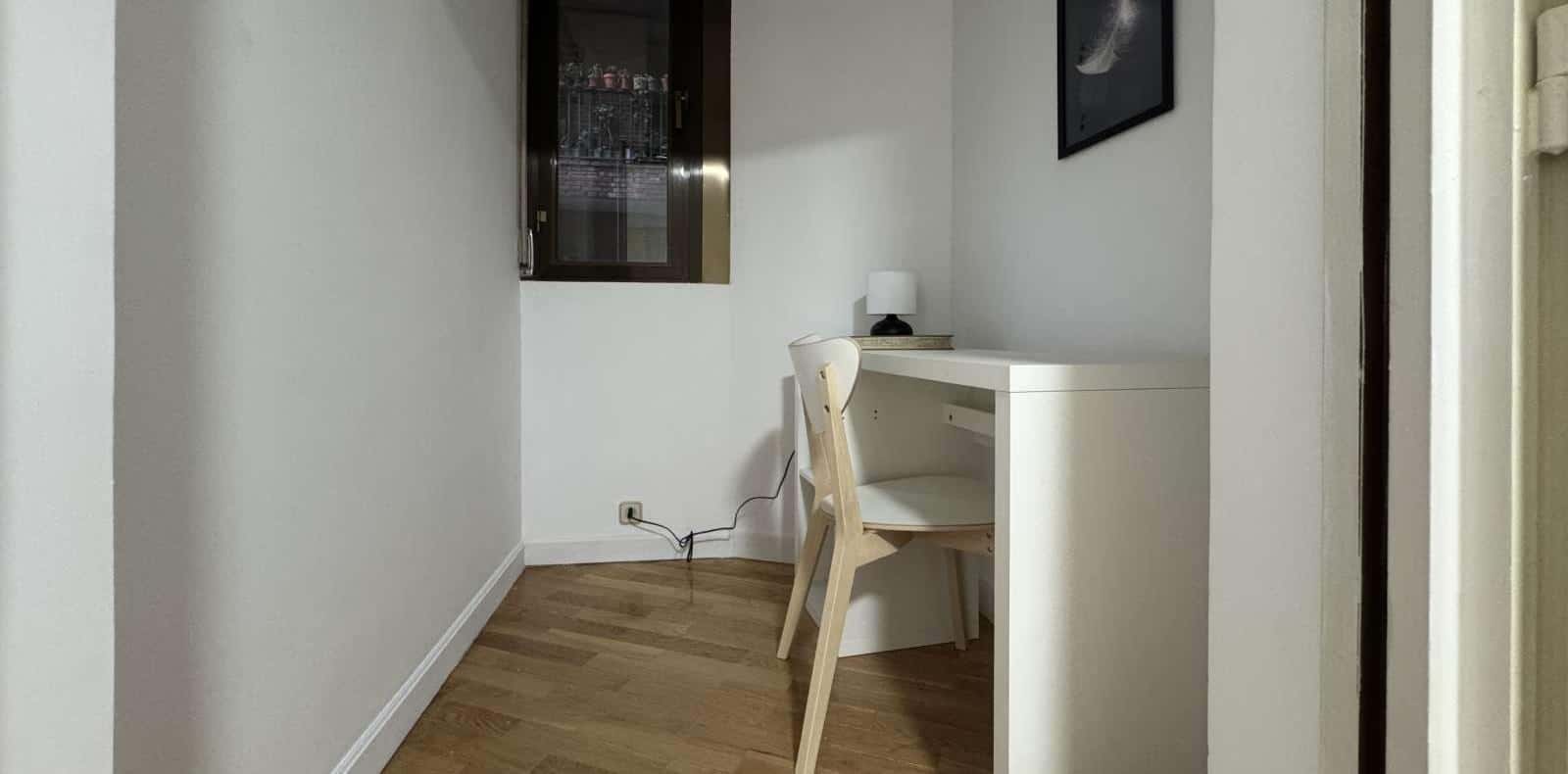 Double bed in Rooms for rent in the center of Madrid