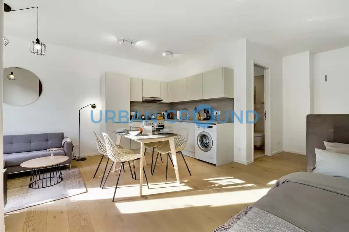Reduced Rent - Fully furnished luxurious studio with balcony in Prenzlauerberg - Photo 3