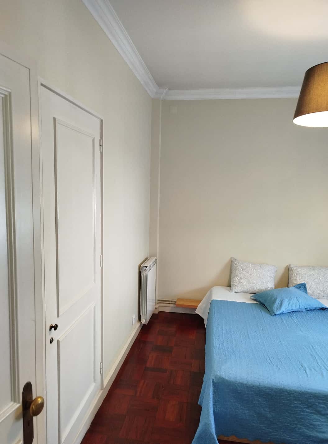 Room in a 10-bedroom house in Rua de Pedro Hispano, Porto