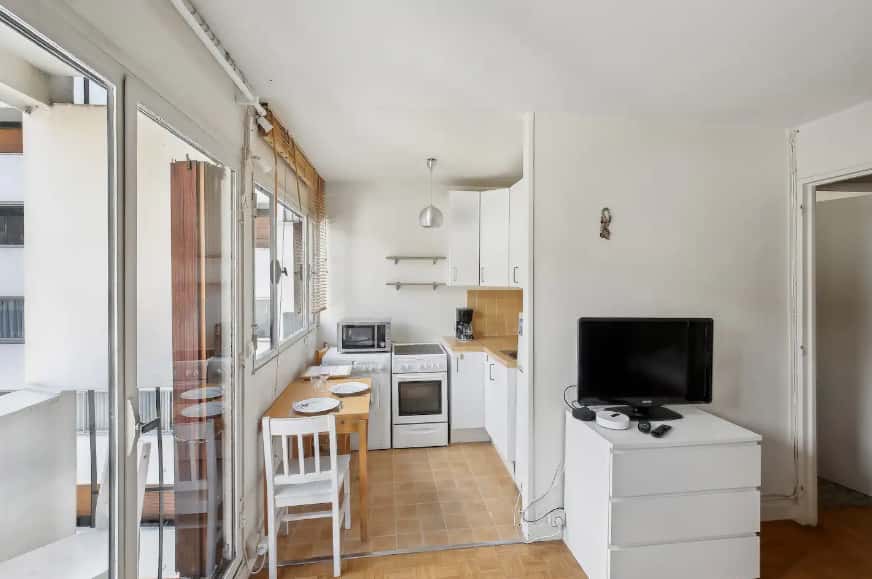 Studio in 25 Rue de la Roquette, 75011 Paris, France