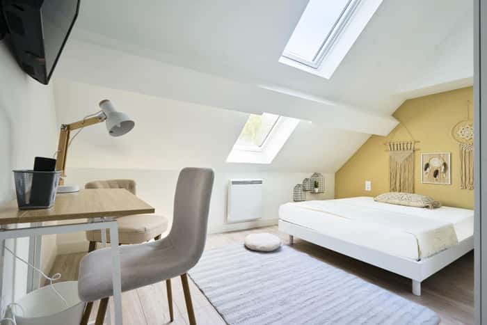 Listing photo thumbnail