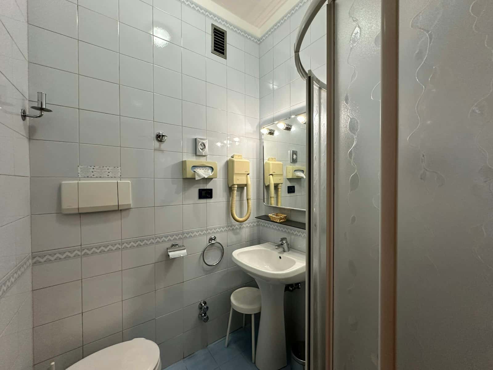 Habitación en Lungo Dora Napoli, Torino para 1100 m² con 10 dormitorios
