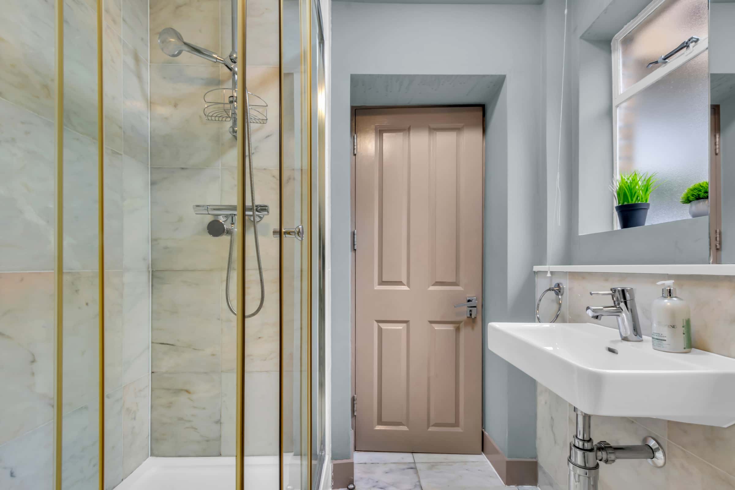 Apartment in Cleveland Street, London for 36 m² with 1 bedroom