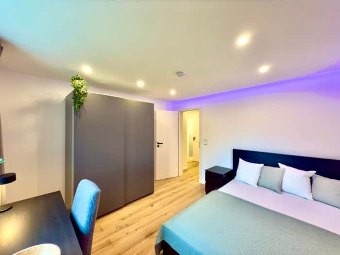 Listing photo thumbnail