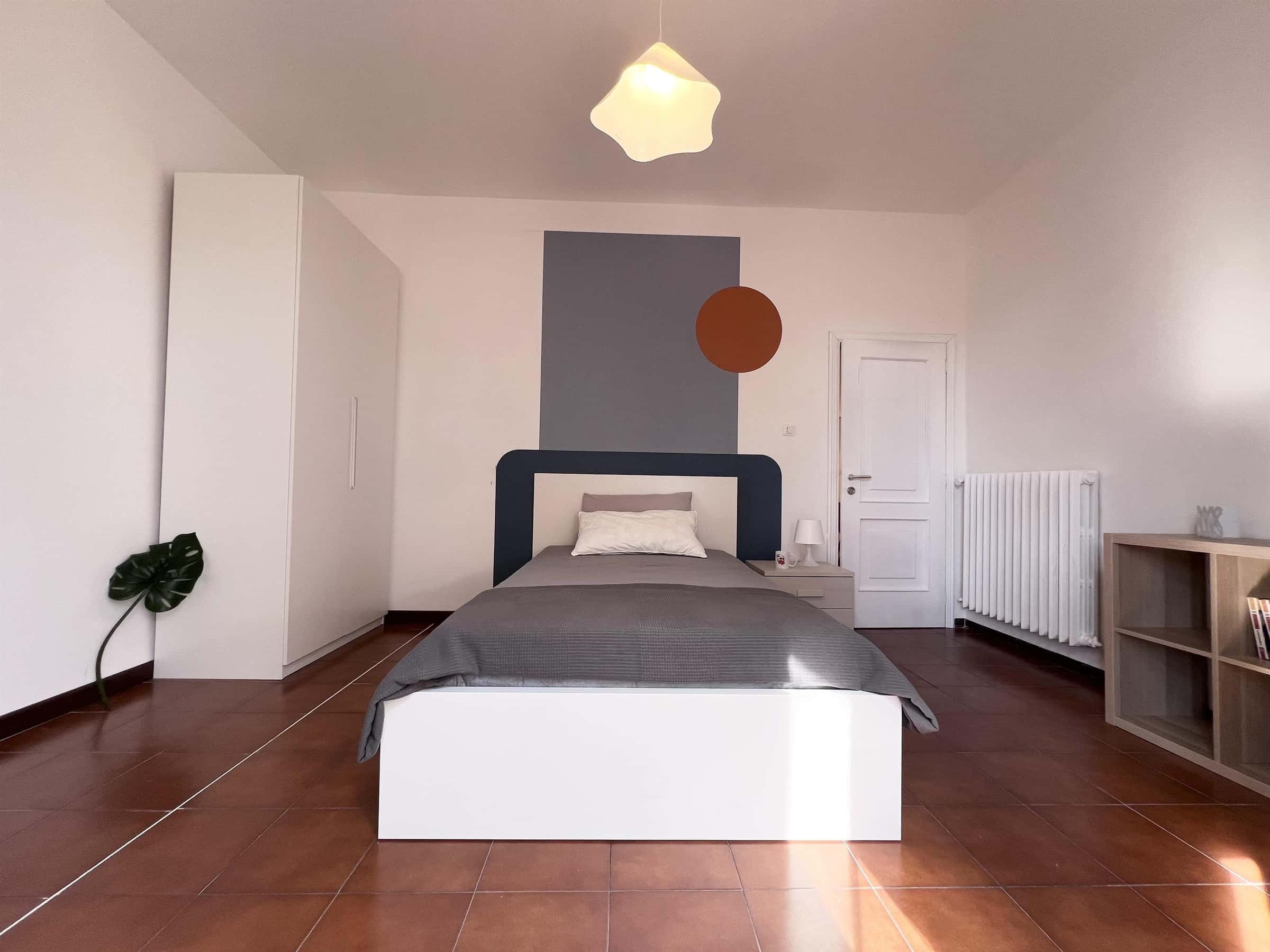 Via Severino Ferrari - Stanza 213