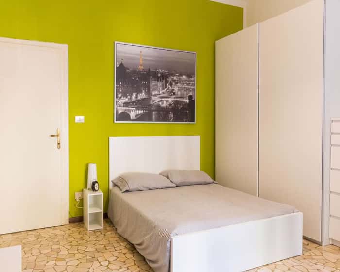 Listing photo thumbnail