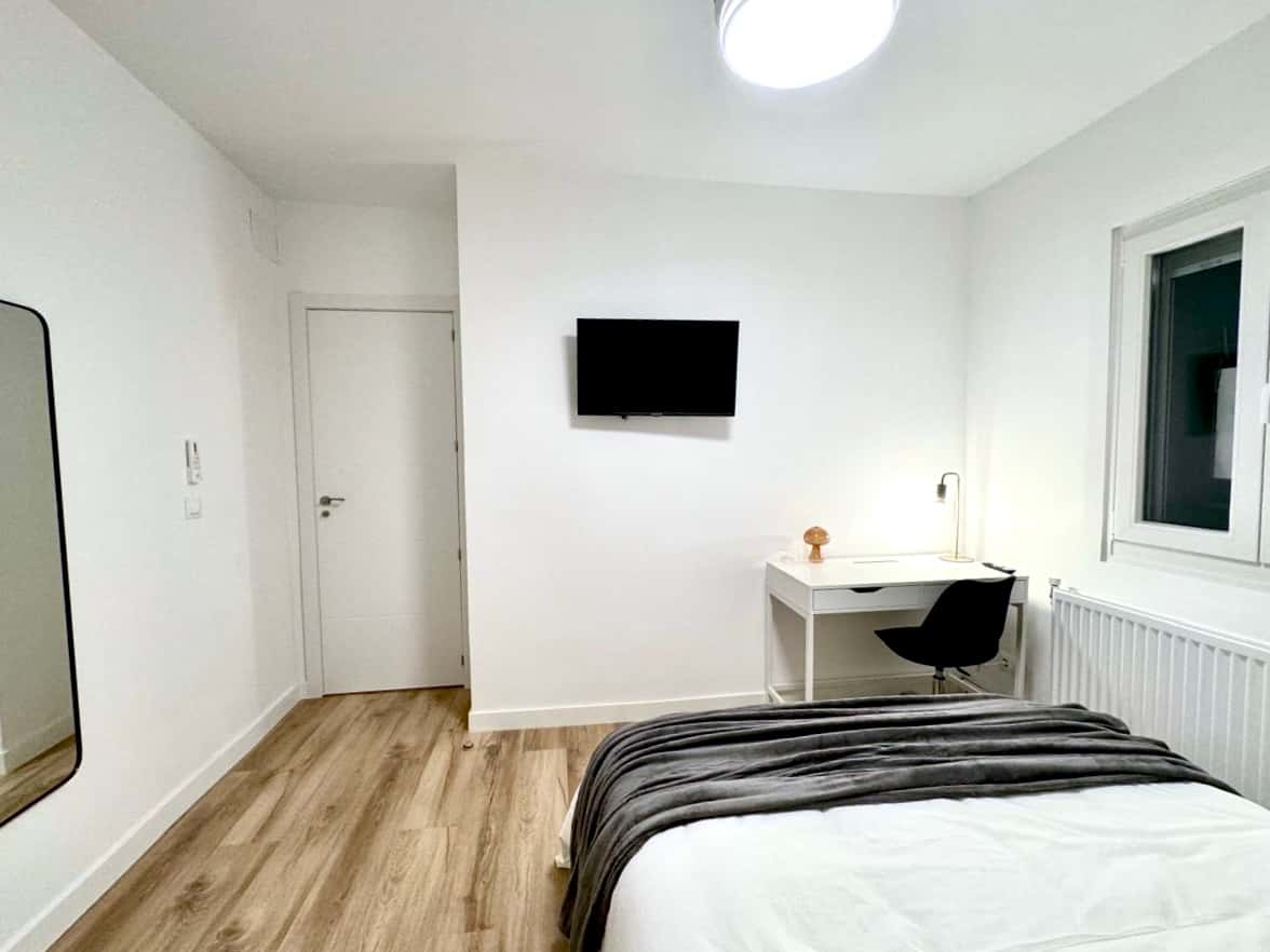 Room LDR R1