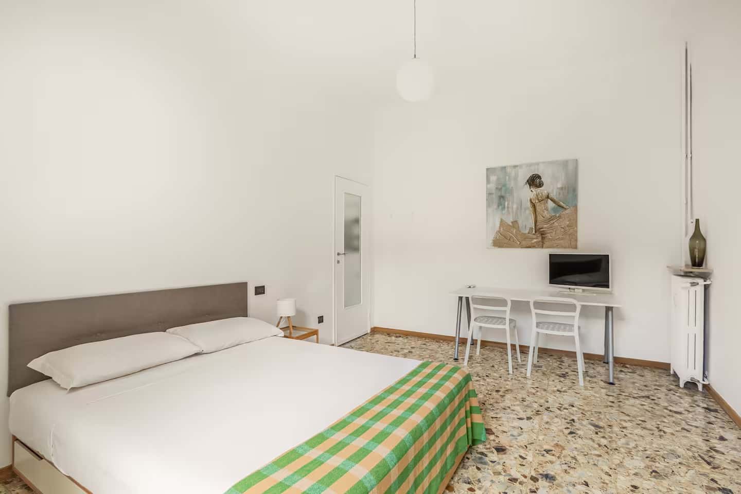 Stanza privata via Vitruvio