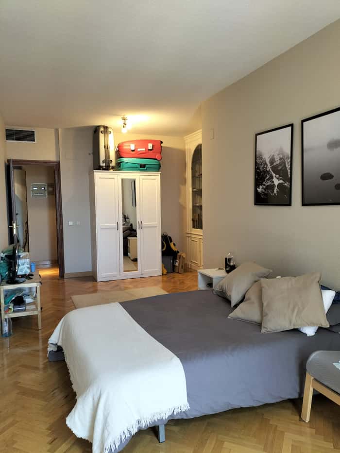 Listing photo thumbnail