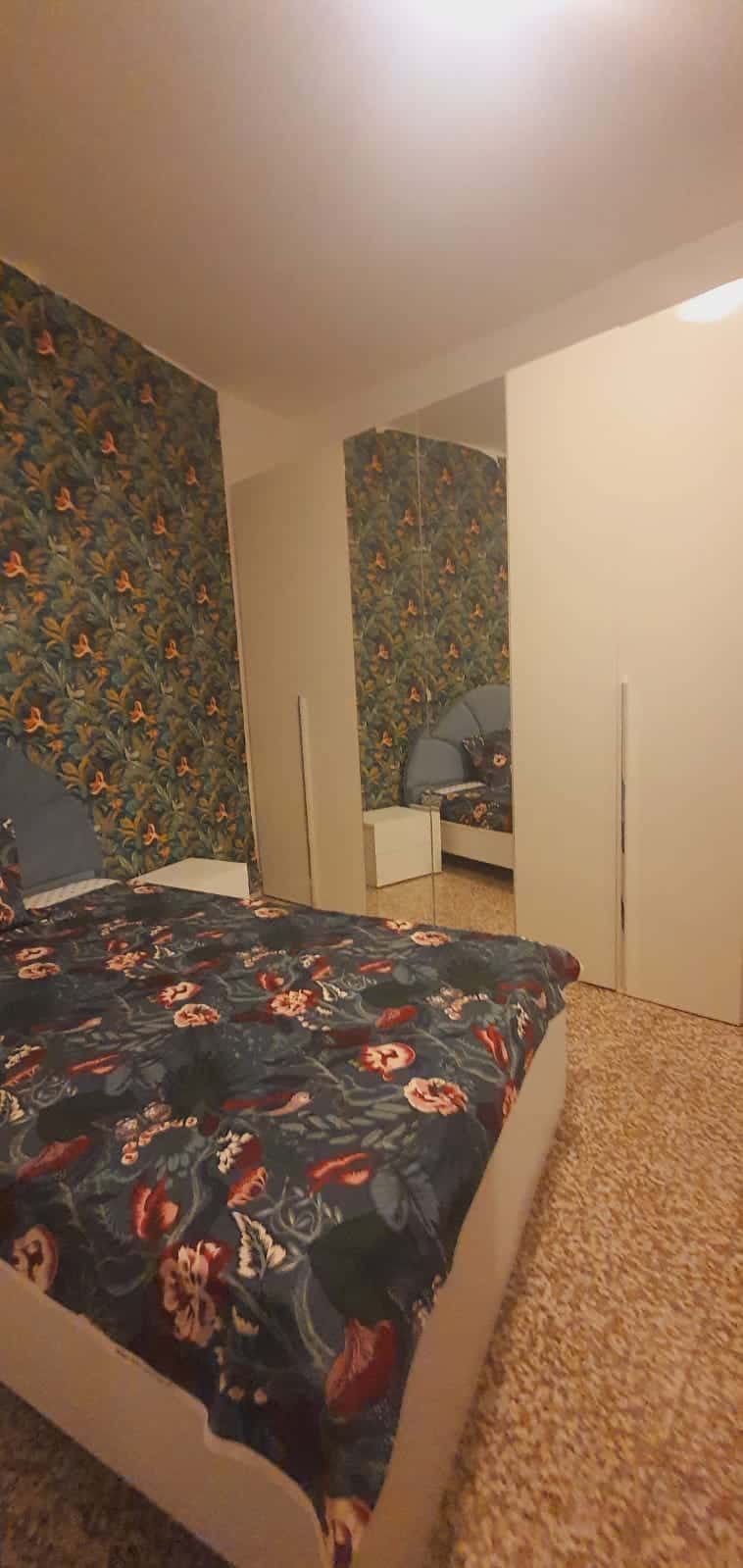 Chambre dans Via Pismonte, Milano pour 110 m² avec 4 chambres