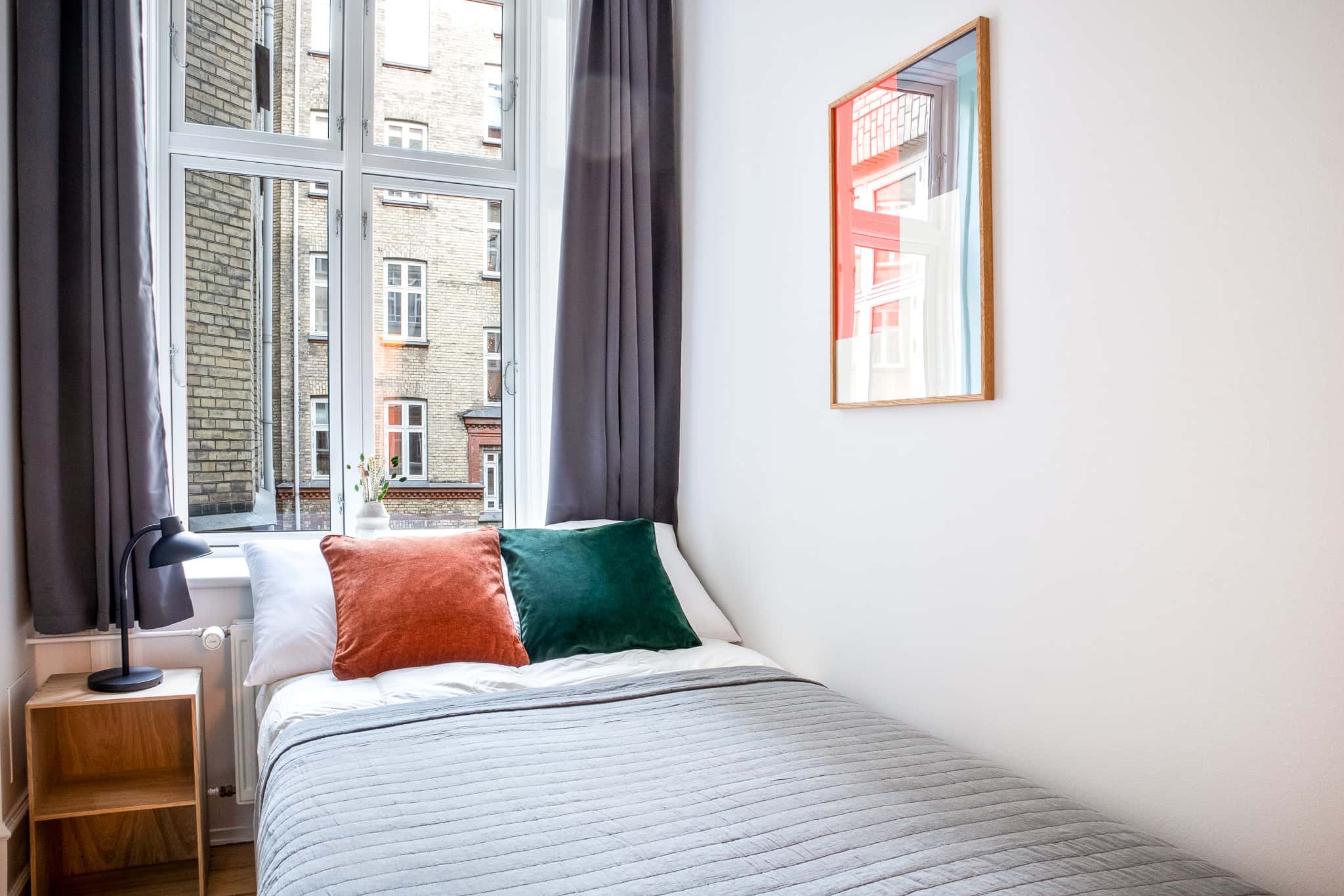 Gudrun Room 8 Standard