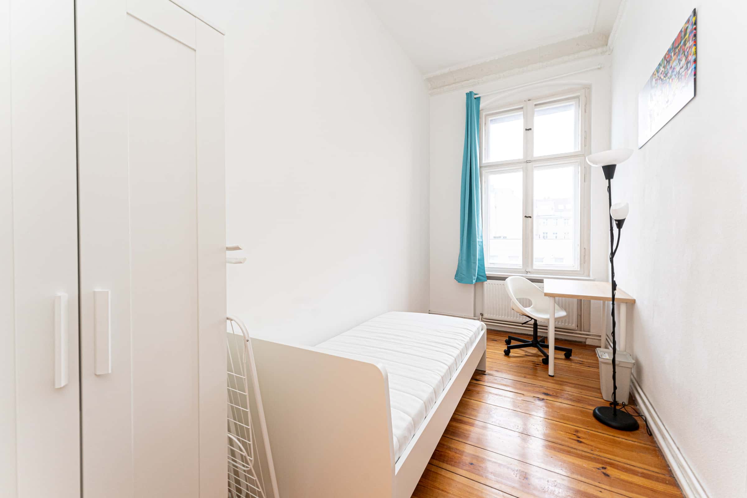 Kaiser-Friedrich-Straße - Private Room
