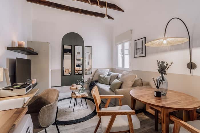 Listing photo thumbnail