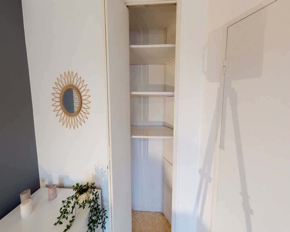 Chambre dans le rue de la santé