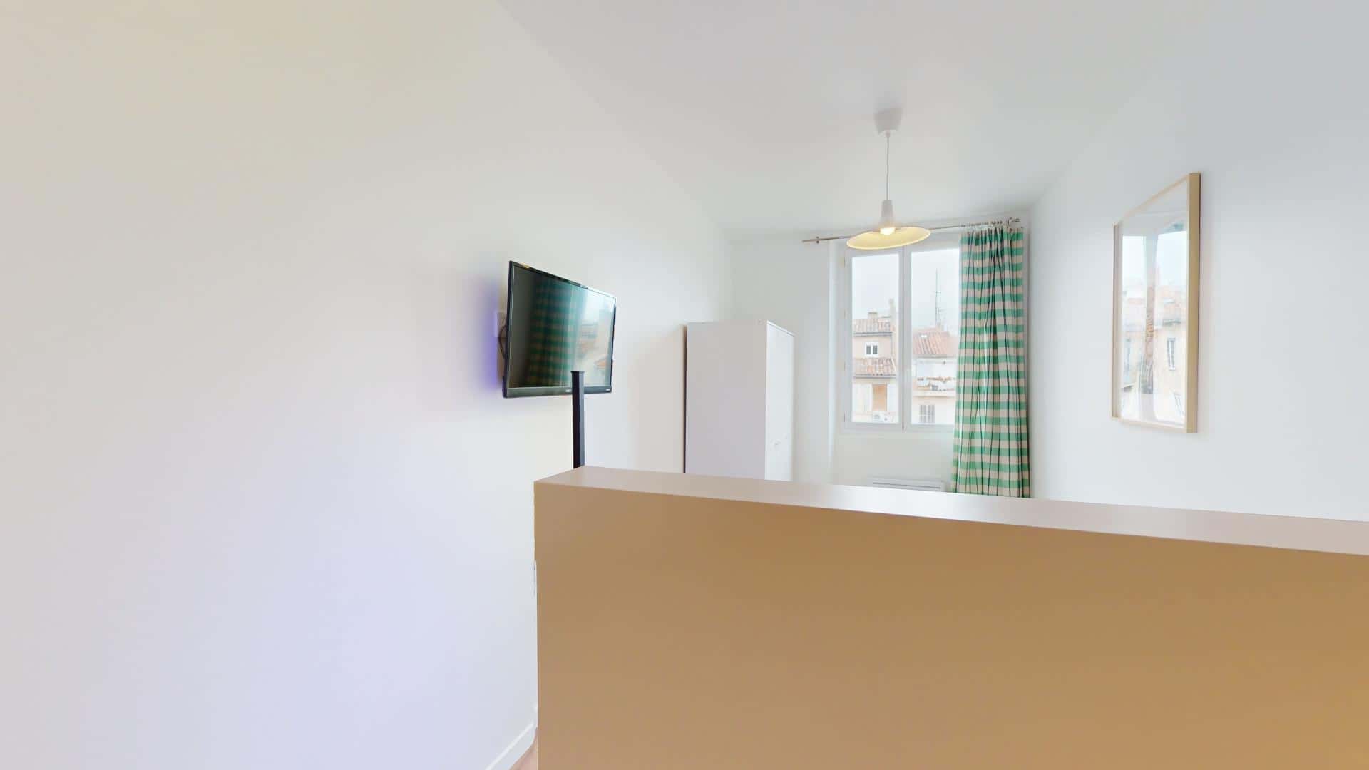 Chambre 2 - GRIGNAN
