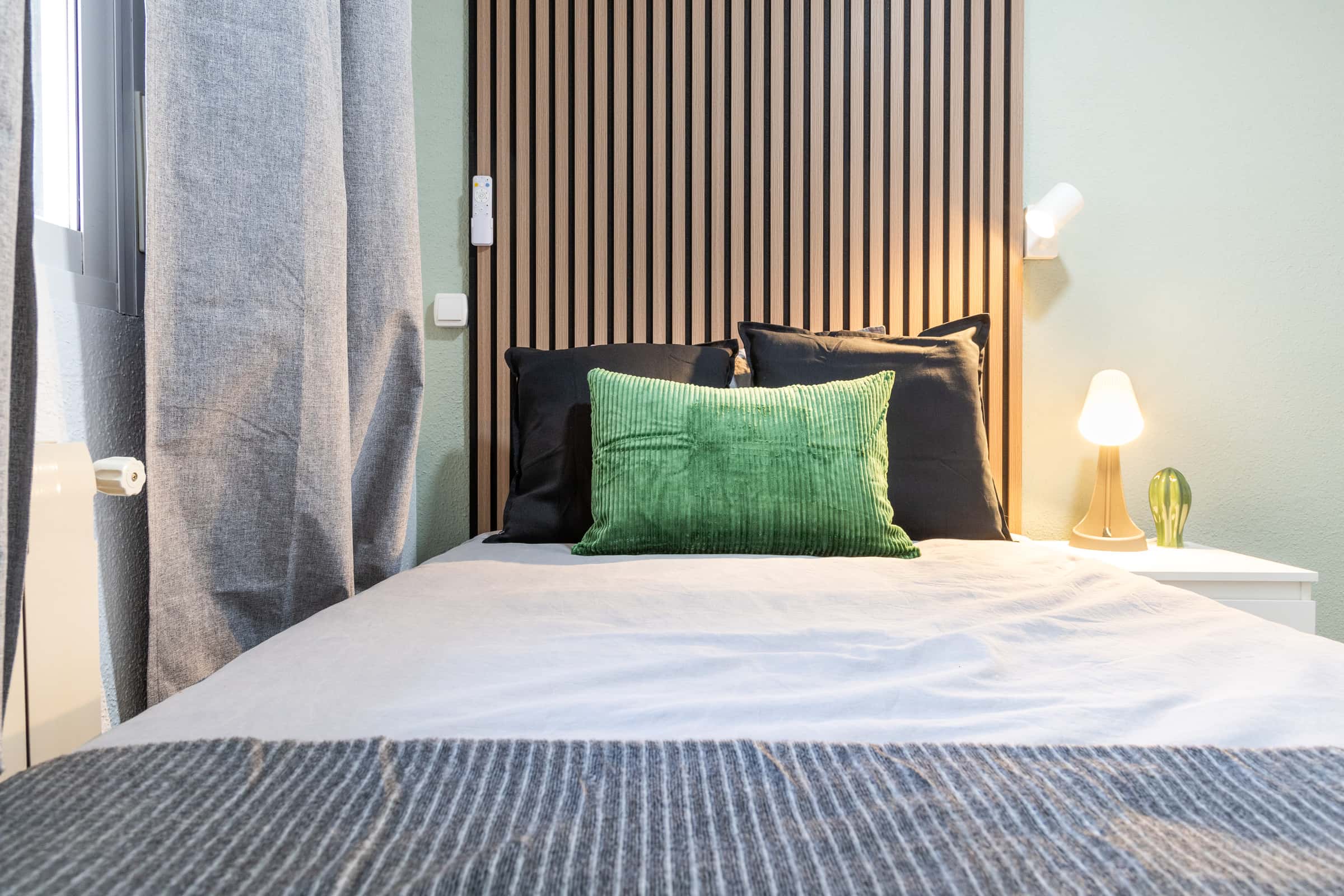 Chambre dans Paseo de los Jesuitas, Madrid pour 80 m² avec 4 chambres