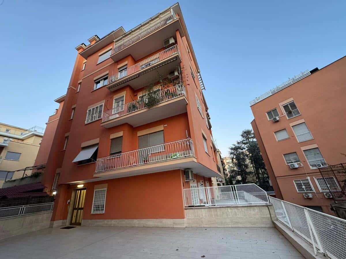 Apartment Rome, 1 bed — photo 15