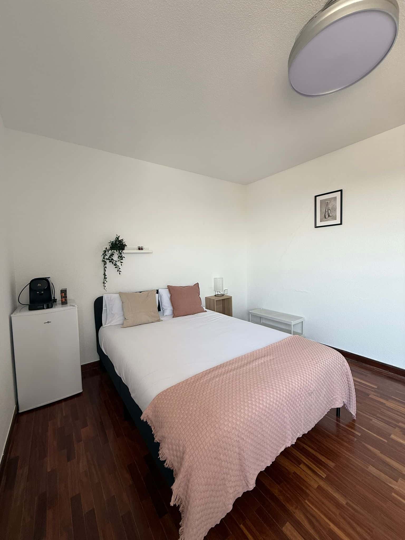 Room CMS48R6