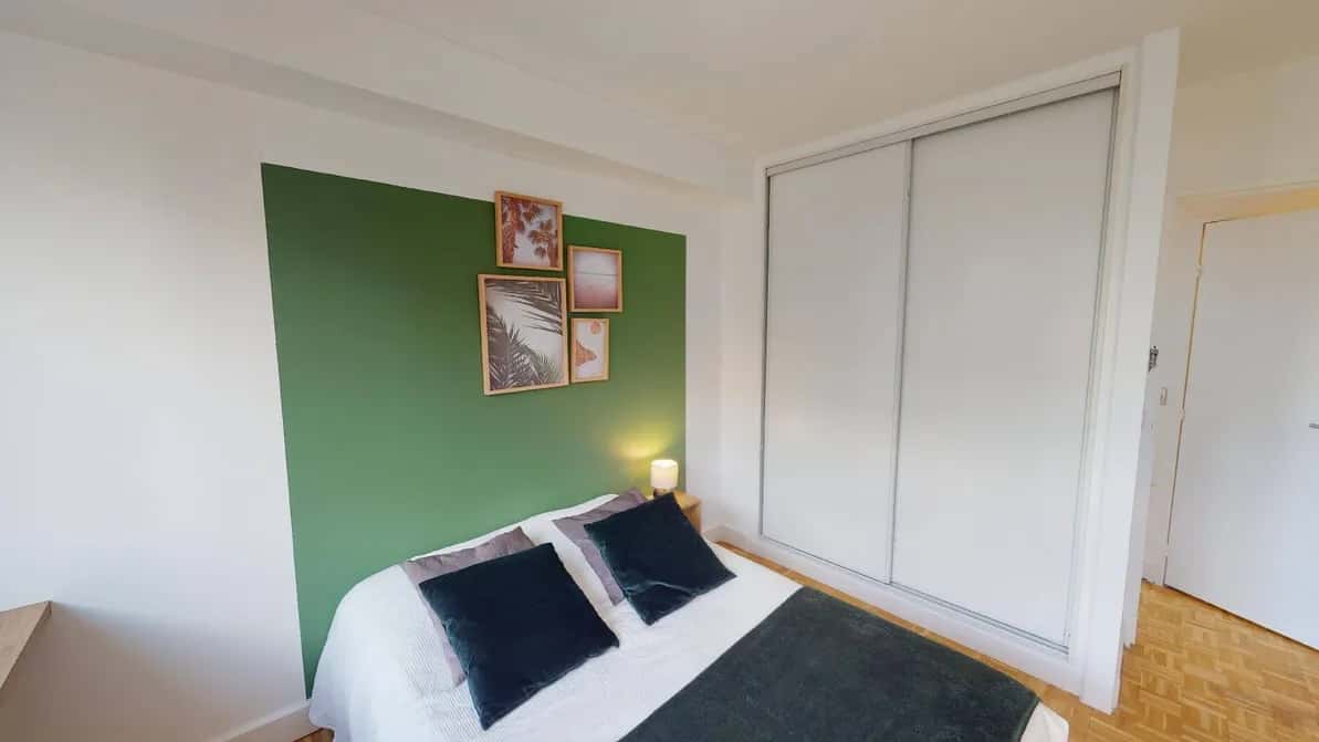 Habitación en Square Henri Regnault, Courbevoie para 89 m² con 4 dormitorios