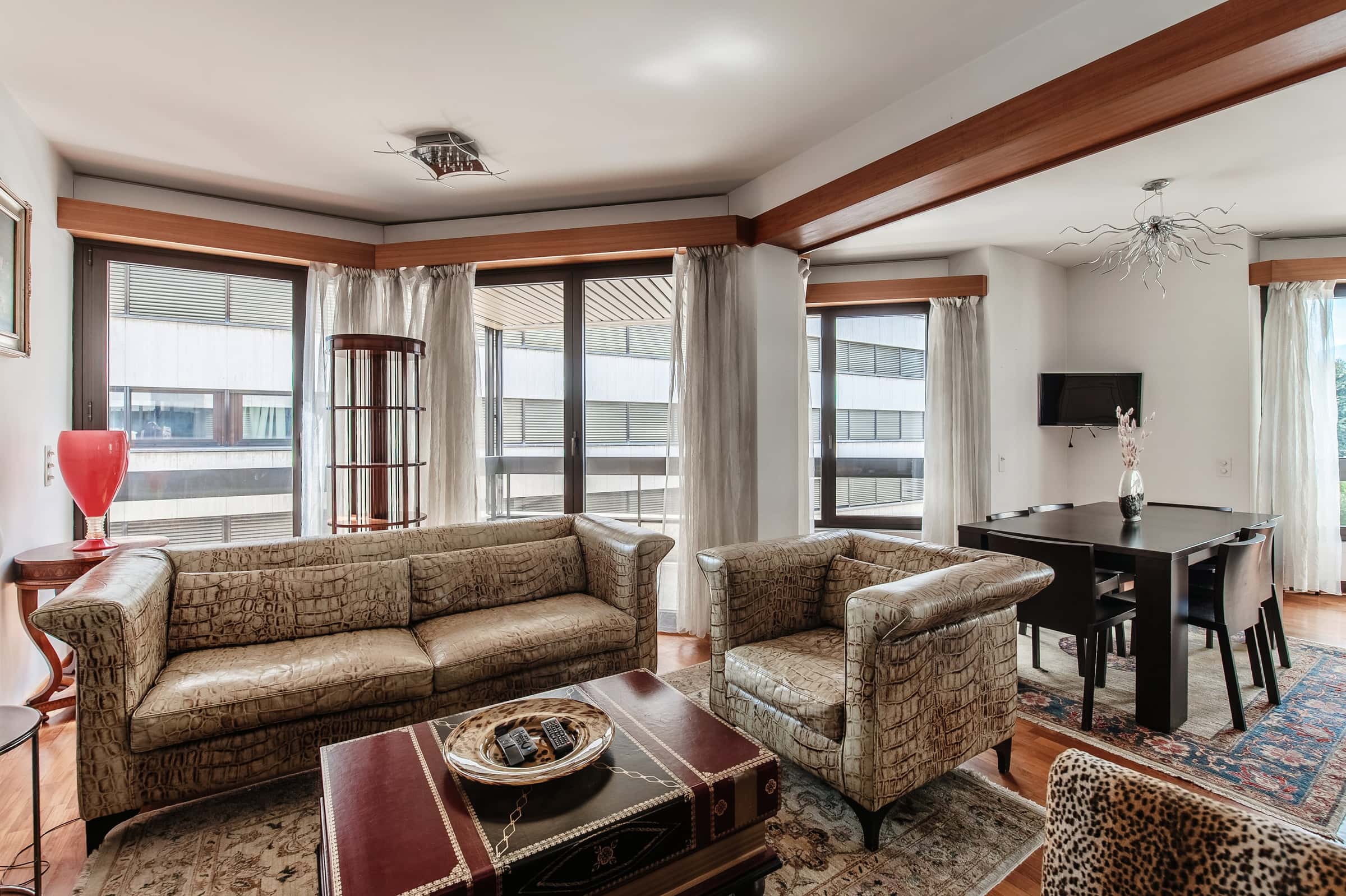 YAMINA LUXURY APARTMENT - Elegante appartamento a pochi passi dal lago di Lugano